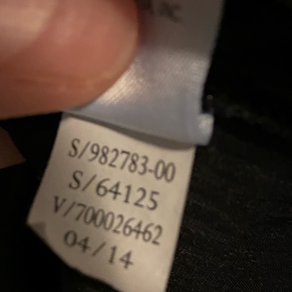 NWOT ATHLETA  ATHLEISURE TOP SIZE XS 2 TONE BLACK - Picture 8 of 9